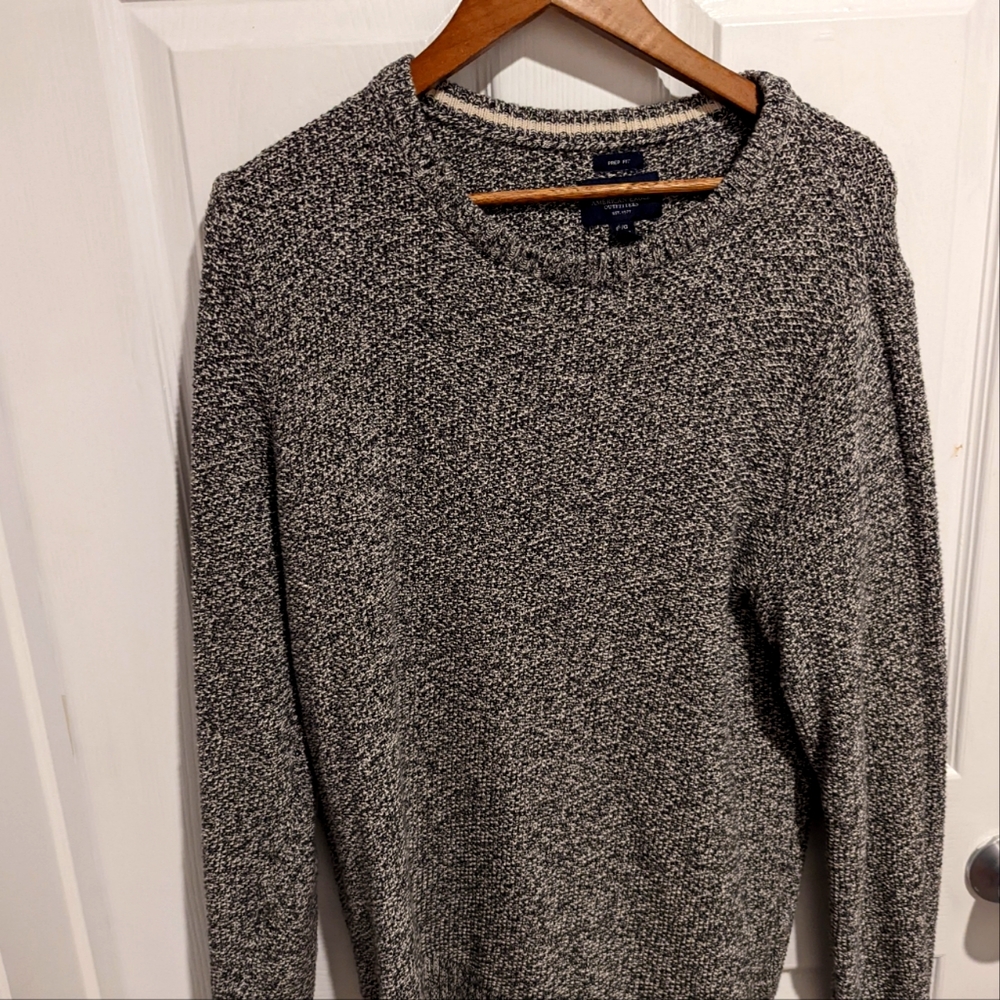Men's American eagle sweater